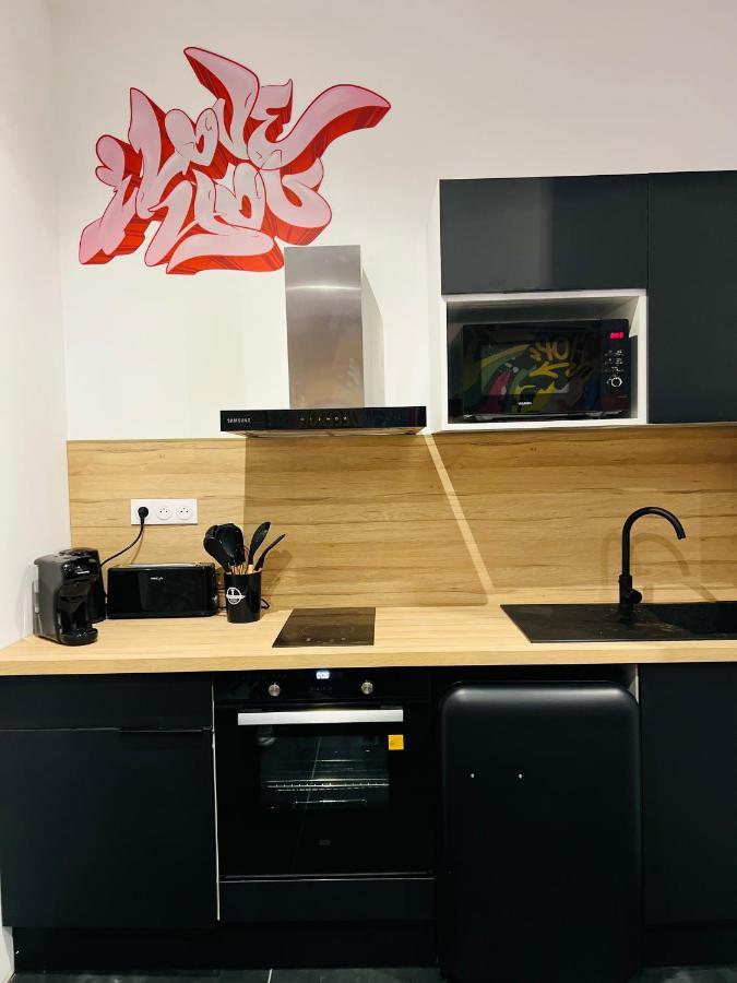 Capsule Street Art - Sauna- Jacuzzi - Playstation 5 - Billard - Netflix - Home Cinema - Terrasse Douai Luaran gambar