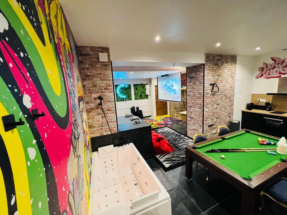 Capsule Street Art - Sauna- Jacuzzi - Playstation 5 - Billard - Netflix - Home Cinema - Terrasse Douai Luaran gambar